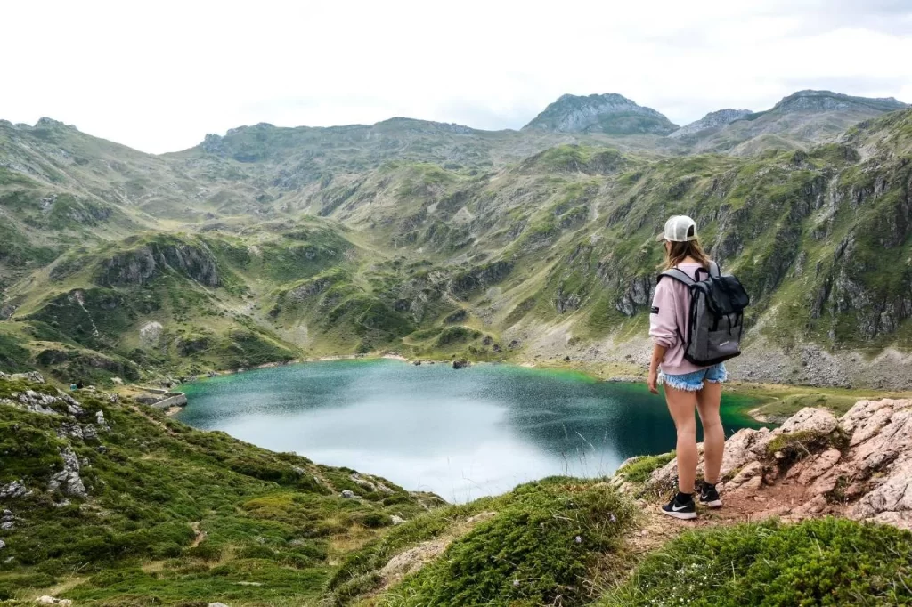 Explora los rincones de Asturias sin vaciar tu bolsillo: caminatas asequibles para todos los gustos.