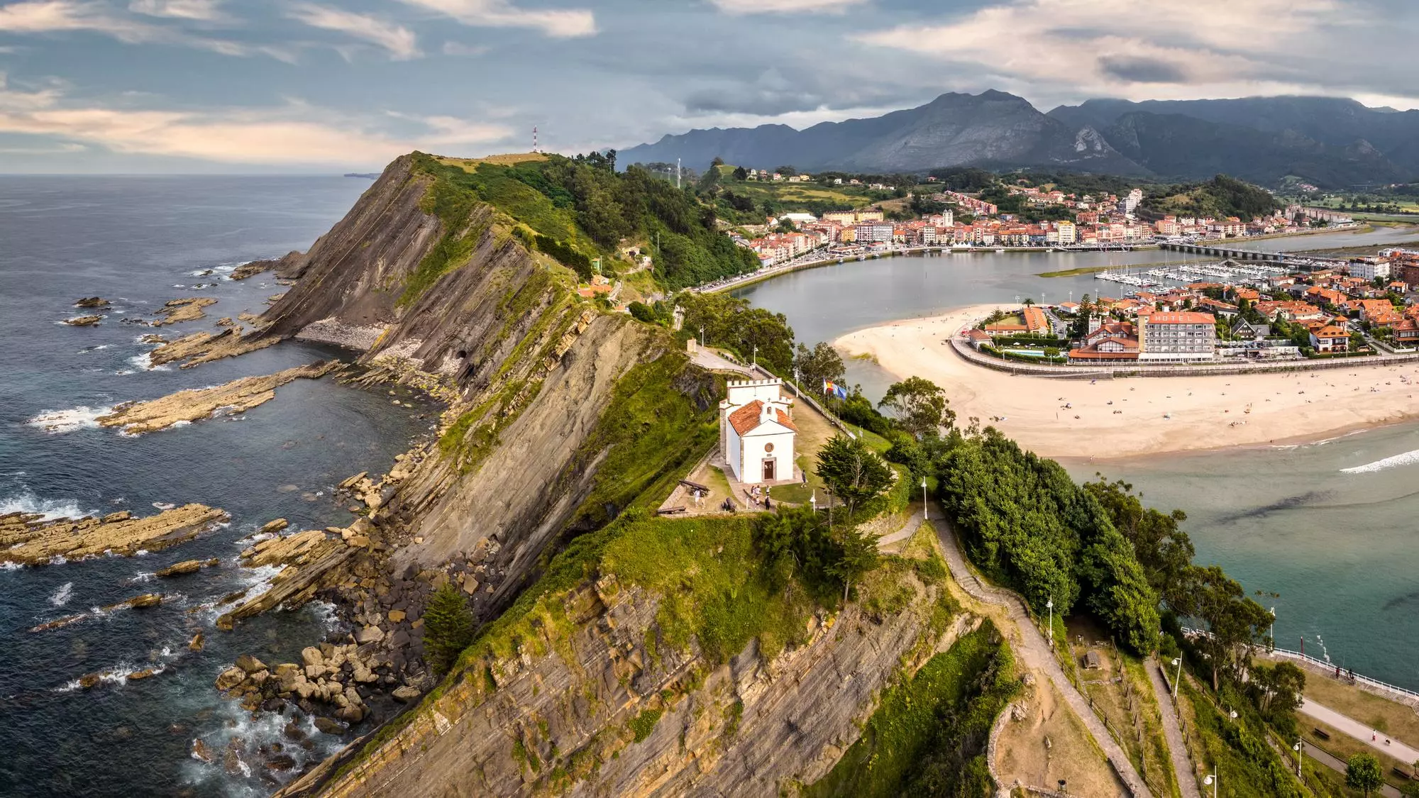 Paisajes asturianos: Un paraíso natural para explorar.